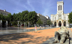 Saint Etienne place Jean Jaures /></a>          </p>&#xA;&#9;&#9;</td>&#xA;    </tr>&#xA;  </tbody>&#xA;</table>&#xA;<hr />&#xA;<p> </p>&#xA;<center>&#xA;  <table width=