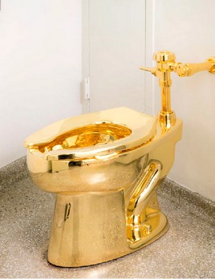 Maurizio Cattelan-WC-America